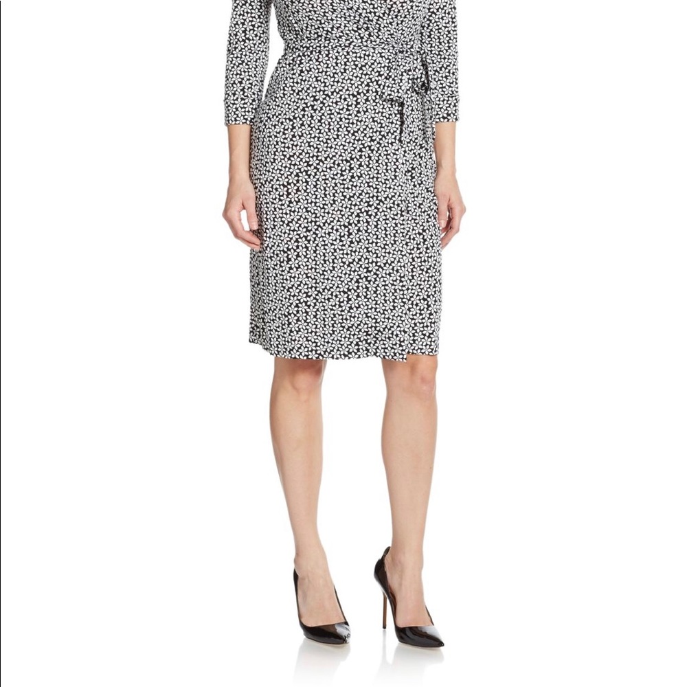 Dvf Wrap Dress - image 7